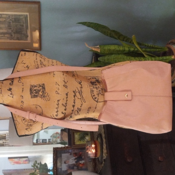 Lulu Dharma Verity Blush Pink Vegan Leather Crossbody Bag - Picture 13 of 16